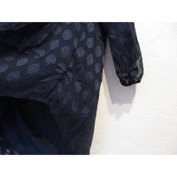 Jones New York Women’s Blouse Sz L Navy Textured Sheer Overlay 3/4 Sleeve Tunic - Picture 6 of 8